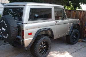 Ford Bronco Wagon by Hutch Broncos 1970 года 